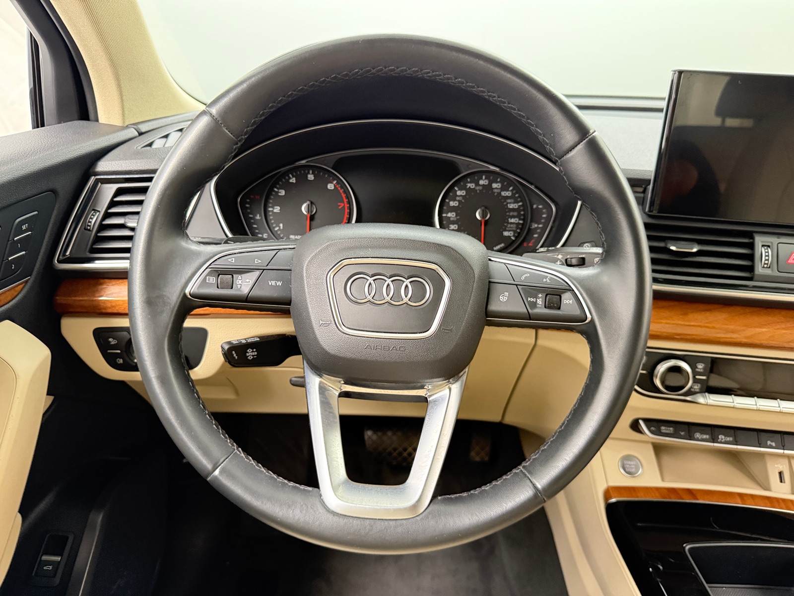 Thumbnail: 2021 Audi Q5 - 4