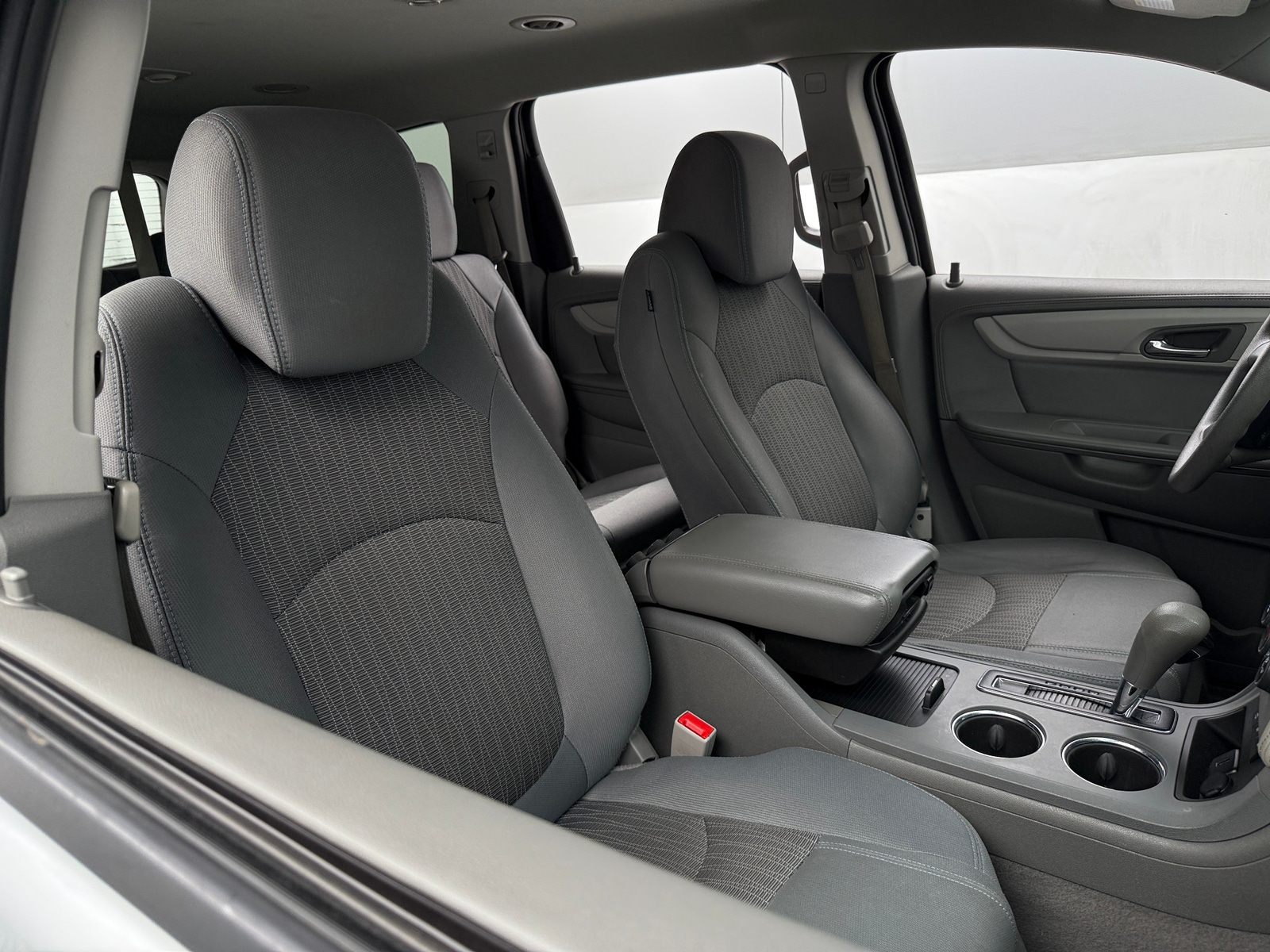 Thumbnail: 2017 Chevrolet Traverse - 2