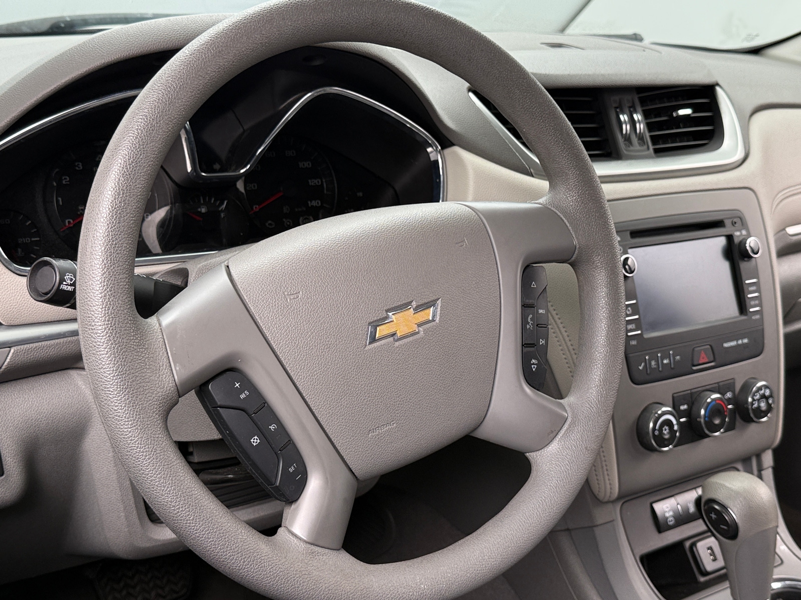 Thumbnail: 2017 Chevrolet Traverse - 5