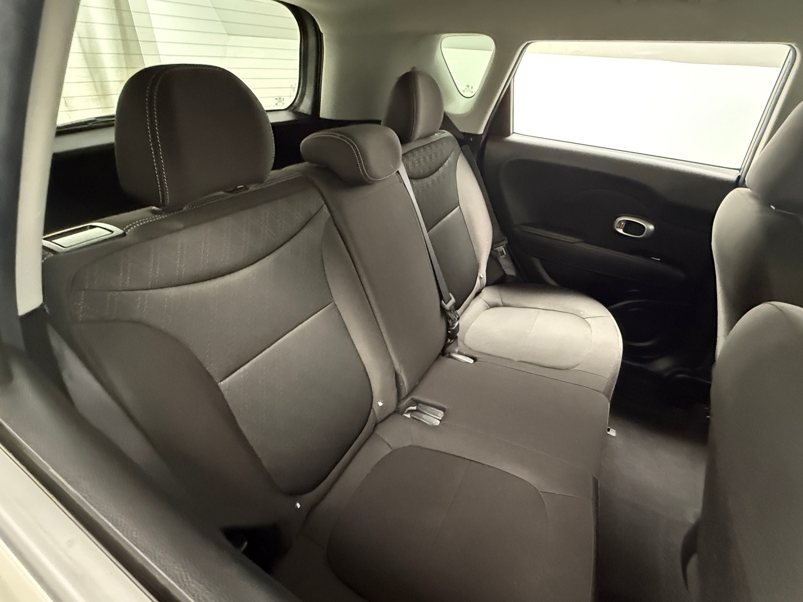 Thumbnail: 2017 Kia Soul - 6
