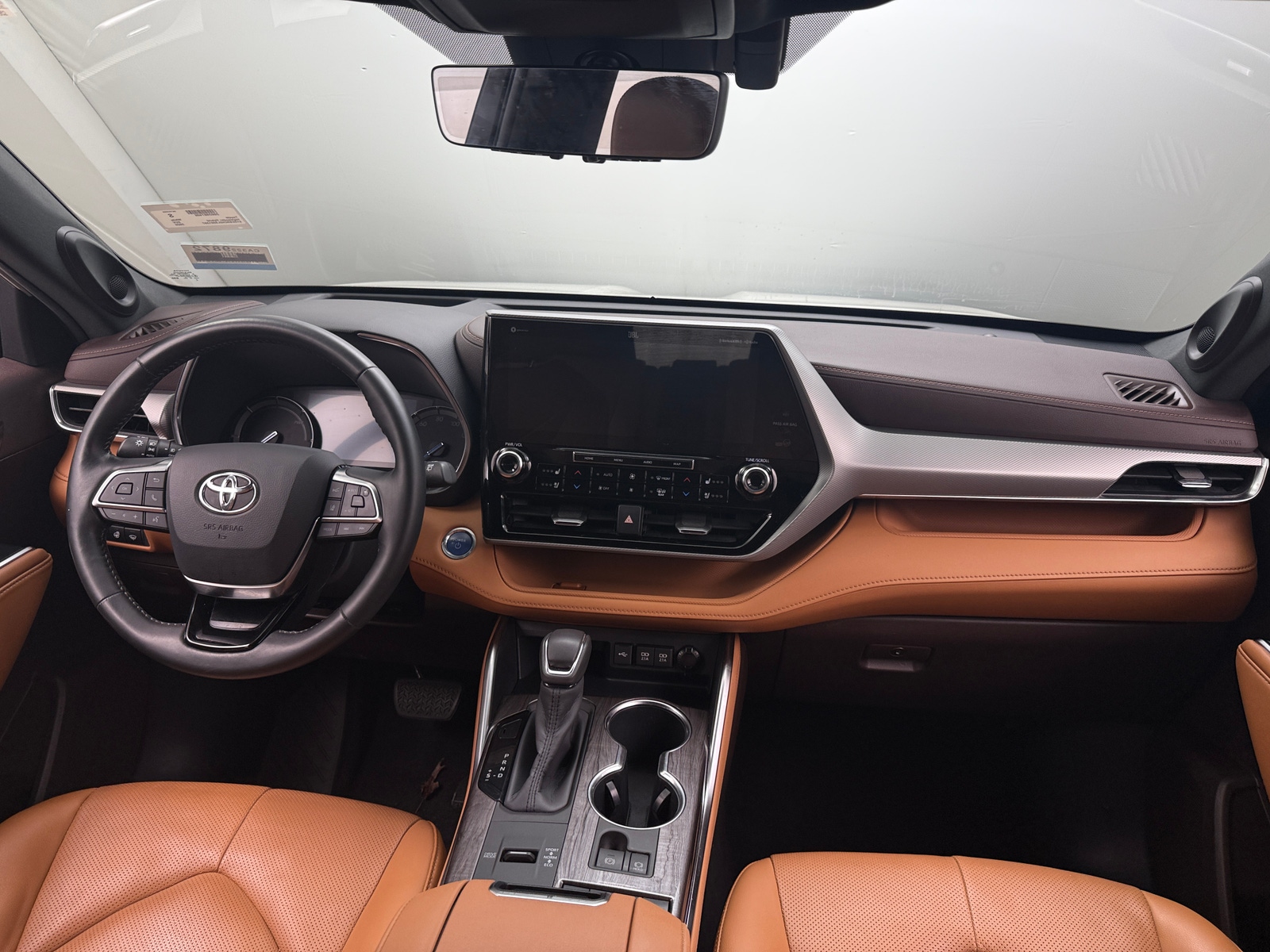 Thumbnail: 2020 Toyota Highlander - 2