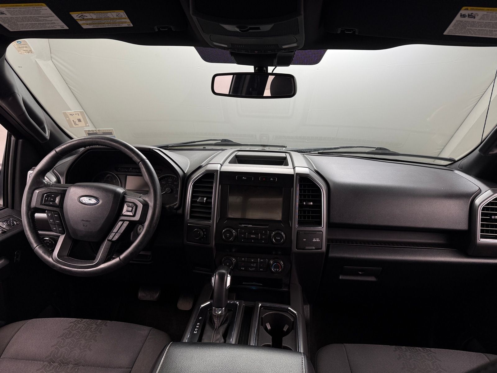 Thumbnail: 2019 Ford Econoline - 3