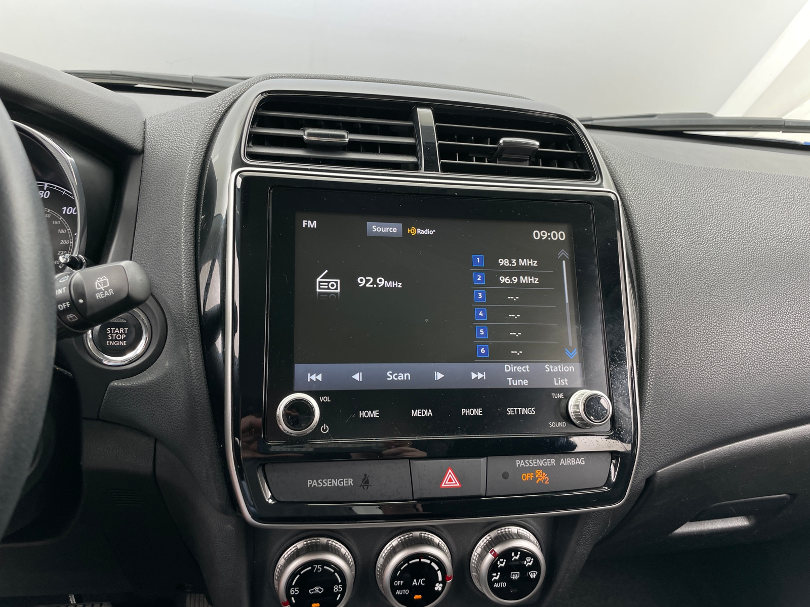 Thumbnail: 2021 Mitsubishi Outlander Sport - 4