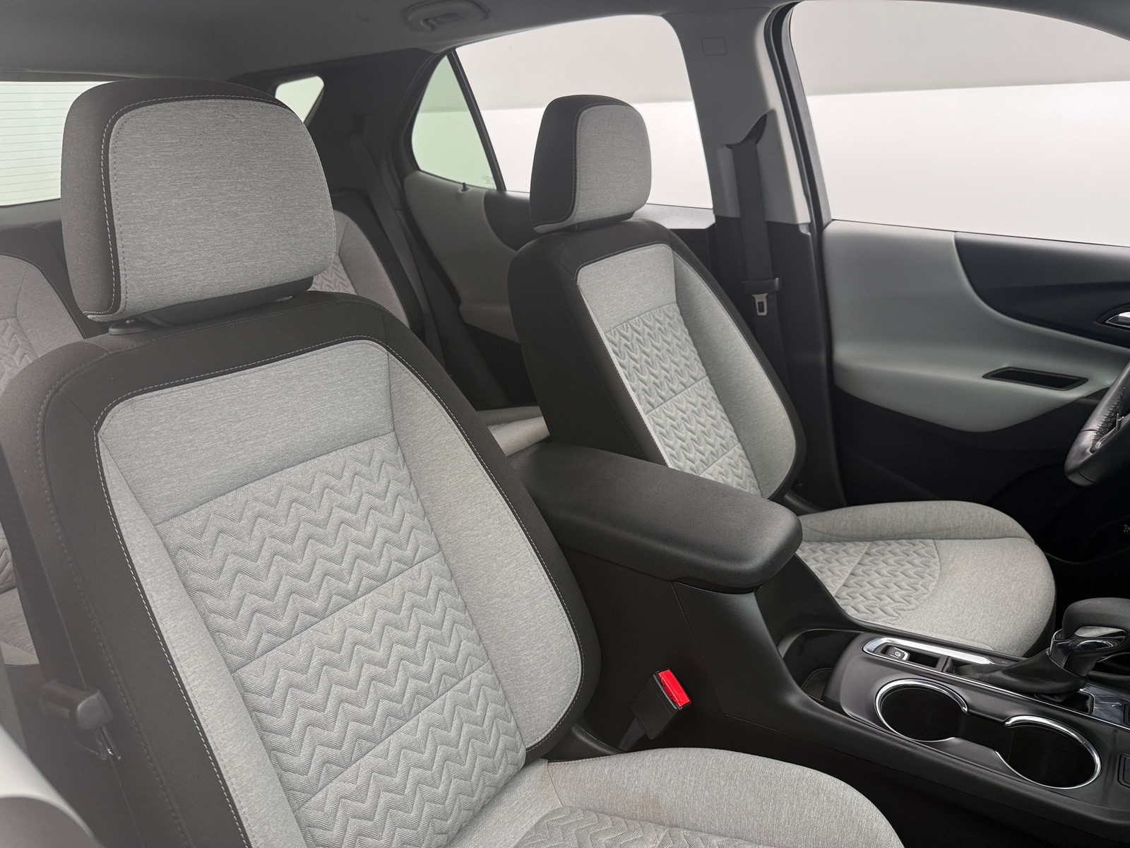 Thumbnail: 2023 Chevrolet Equinox - 2