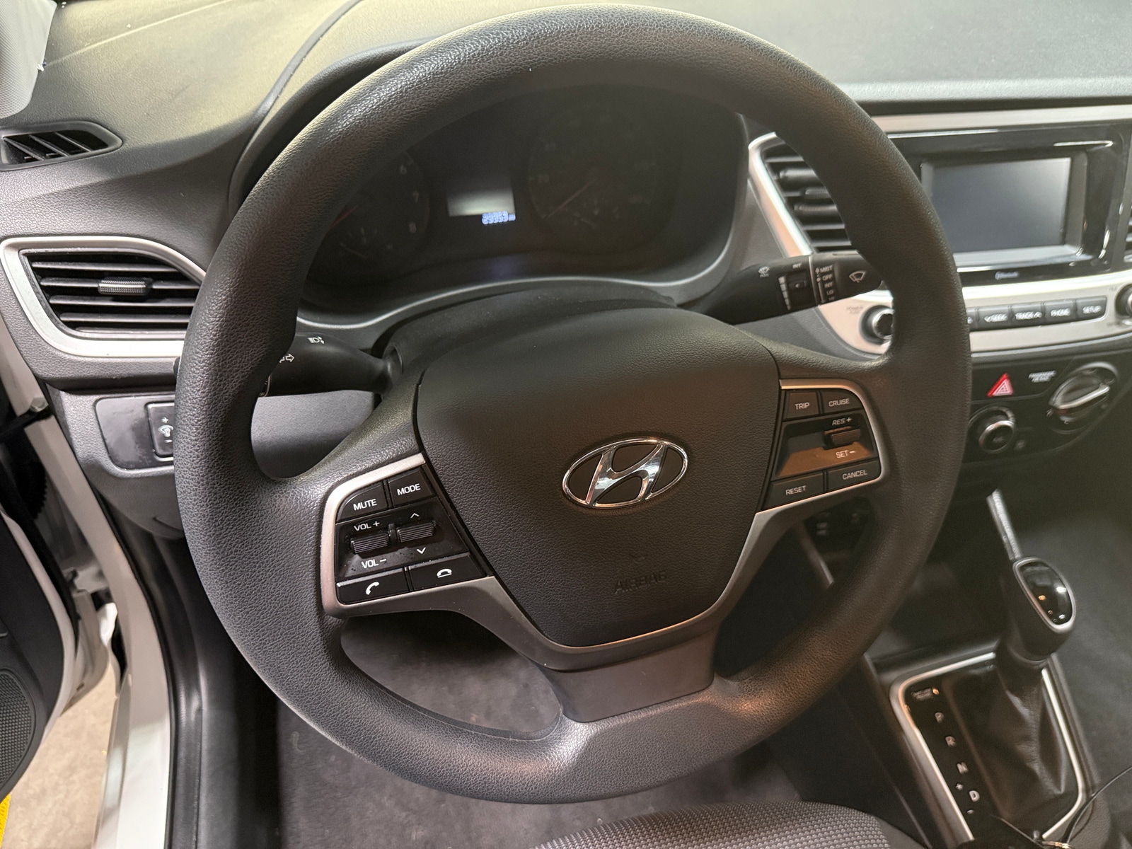 Thumbnail: 2022 Hyundai Accent - 5