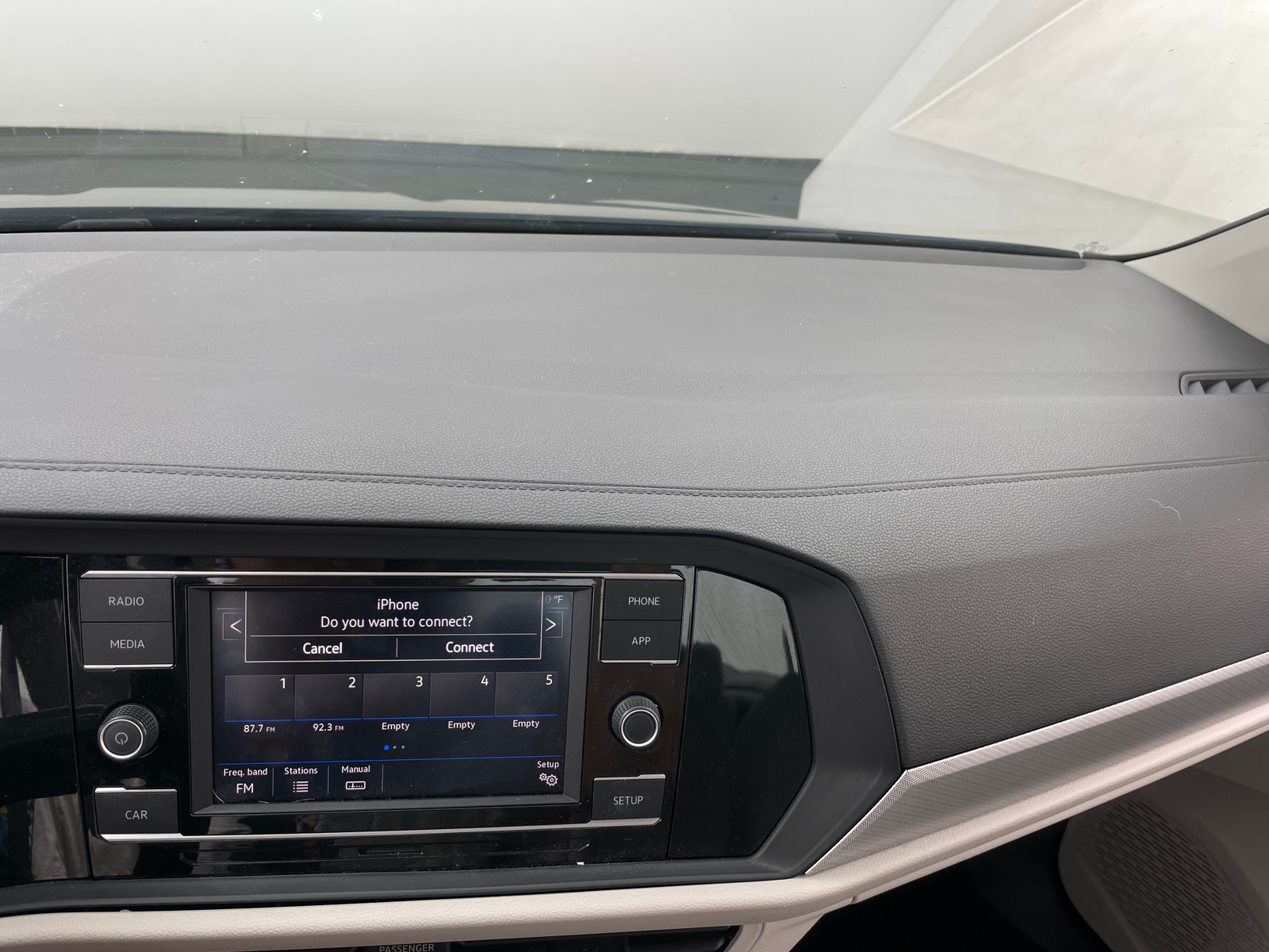 Thumbnail: 2019 Volkswagen Jetta - 4