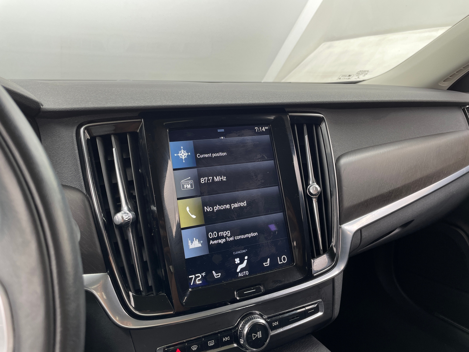 Thumbnail: 2018 Volvo V90 - 3
