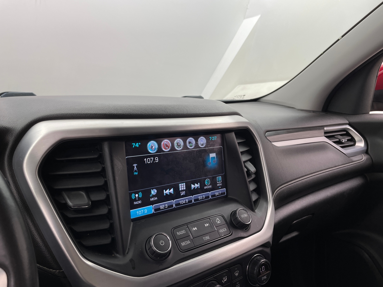 Thumbnail: 2019 GMC Acadia - 3
