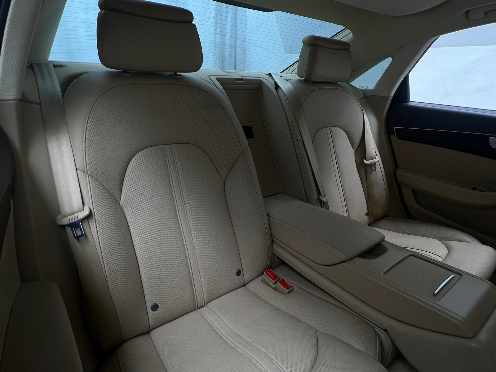 Thumbnail: 2012 Audi A8 - 5