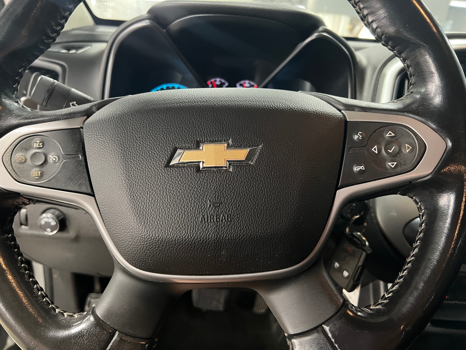 Thumbnail: 2017 Chevrolet Colorado - 5