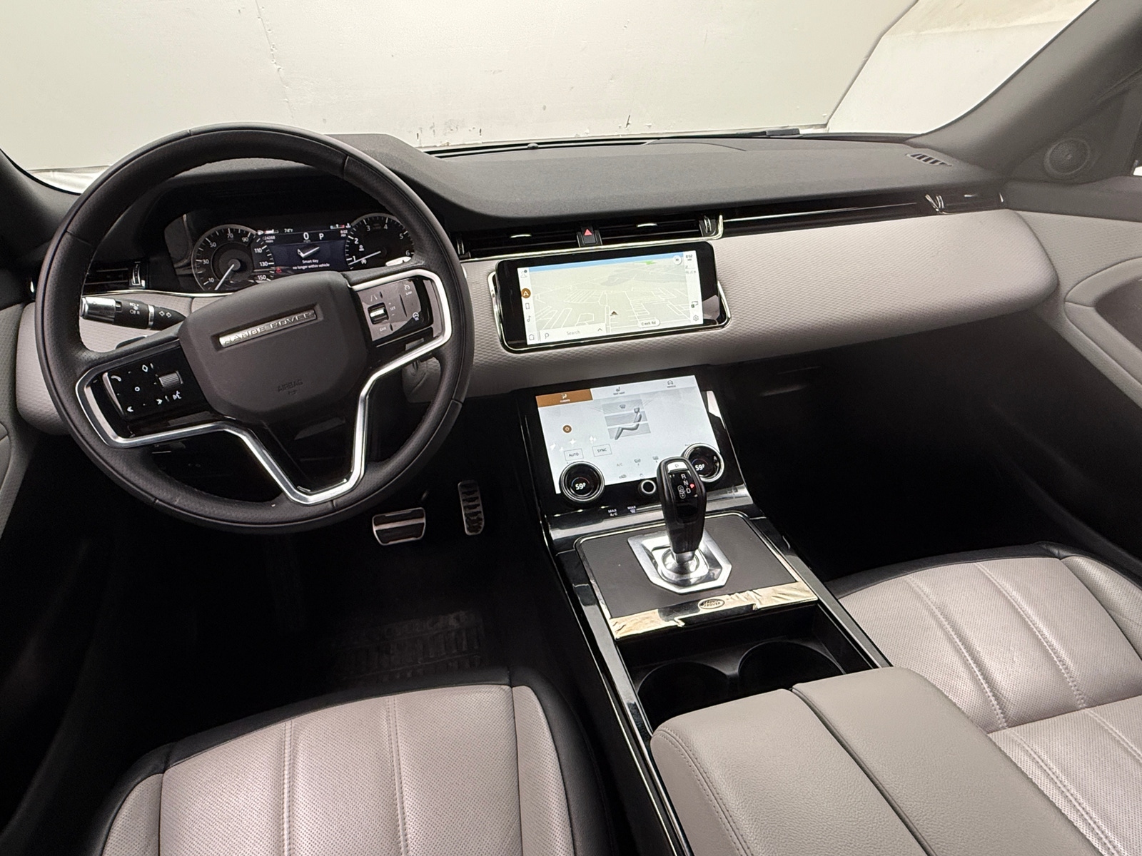 Thumbnail: 2022 Land Rover Range Rover Evoque - 2
