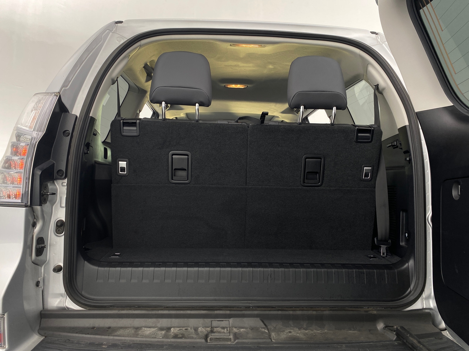 Thumbnail: 2019 Lexus GX - 6