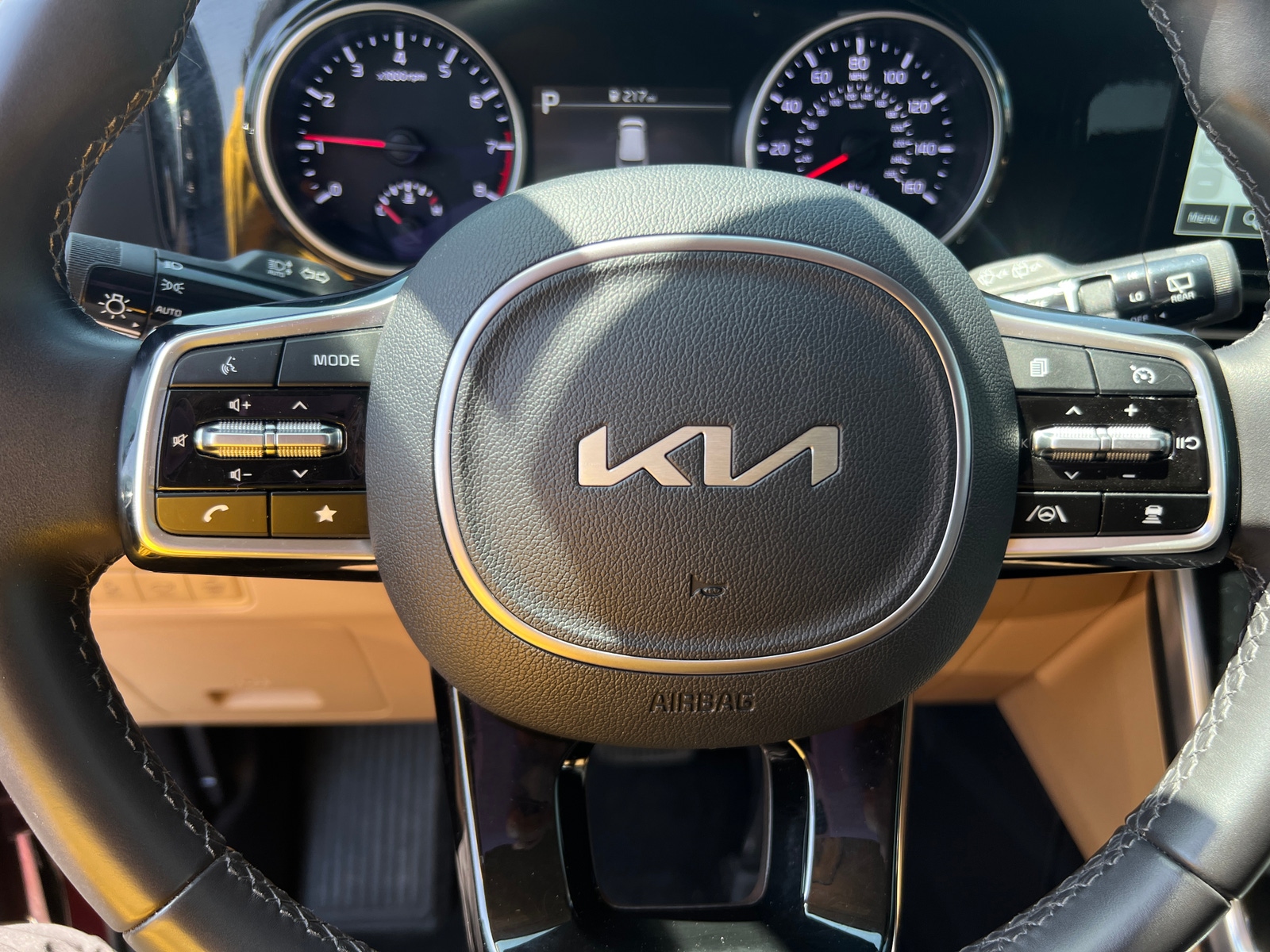 Thumbnail: 2024 Kia Carnival - 4