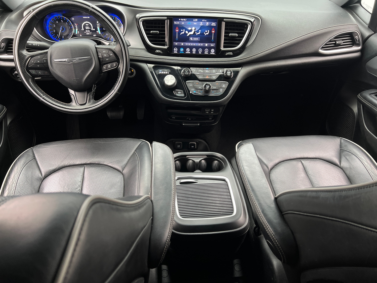 Thumbnail: 2019 Chrysler Pacifica - 2