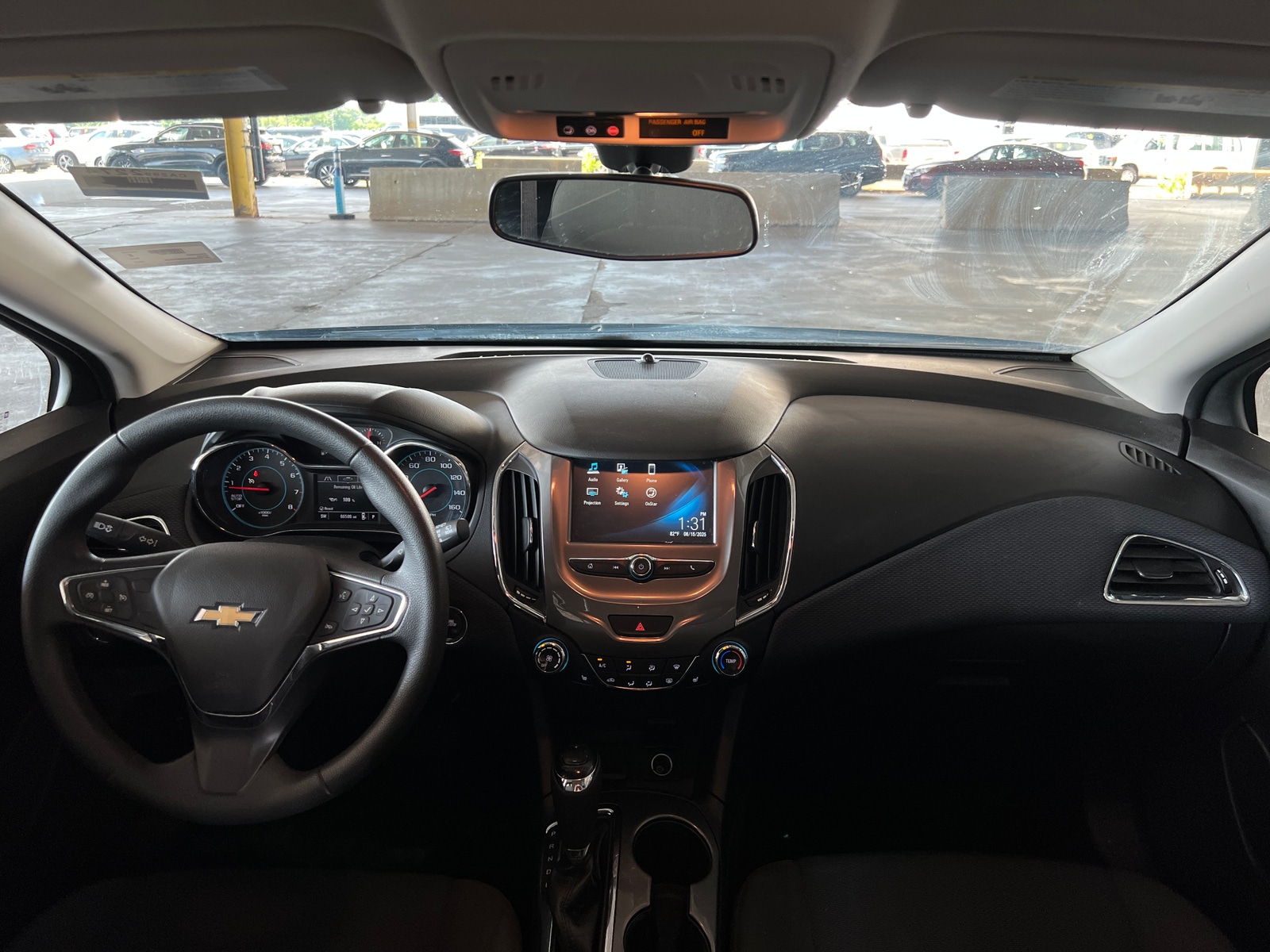 Thumbnail: 2017 Chevrolet Cruze - 3