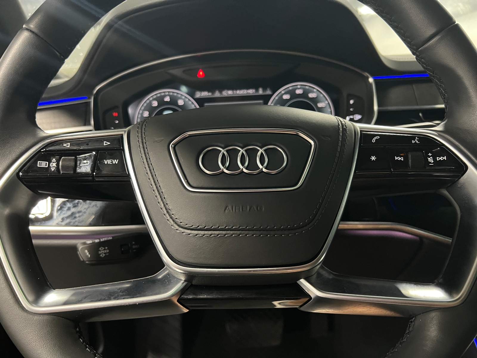 Thumbnail: 2022 Audi A8 - 4