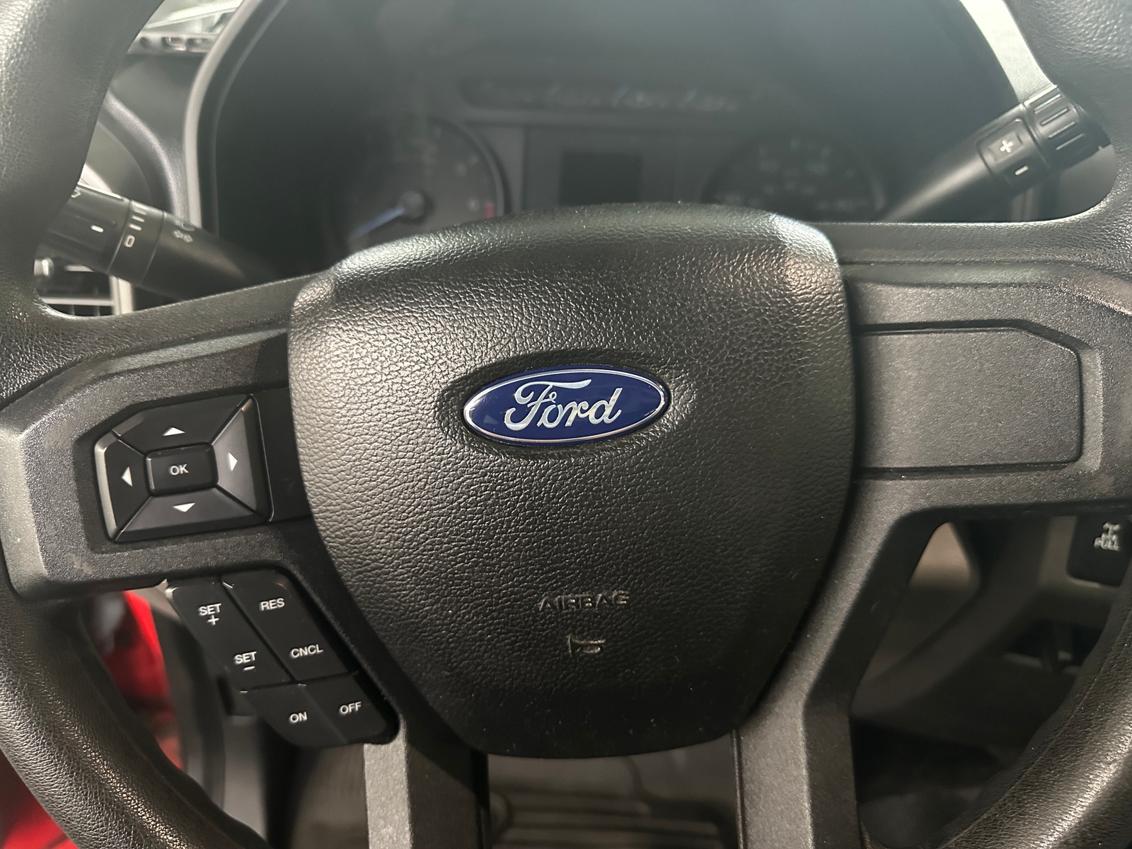 Thumbnail: 2017 Ford Econoline - 4