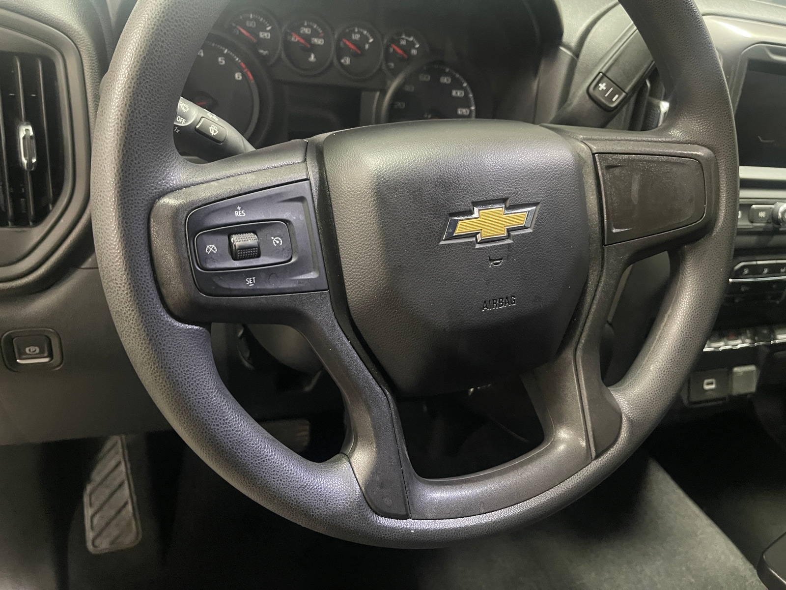 Thumbnail: 2020 Chevrolet Silverado 1500 - 5