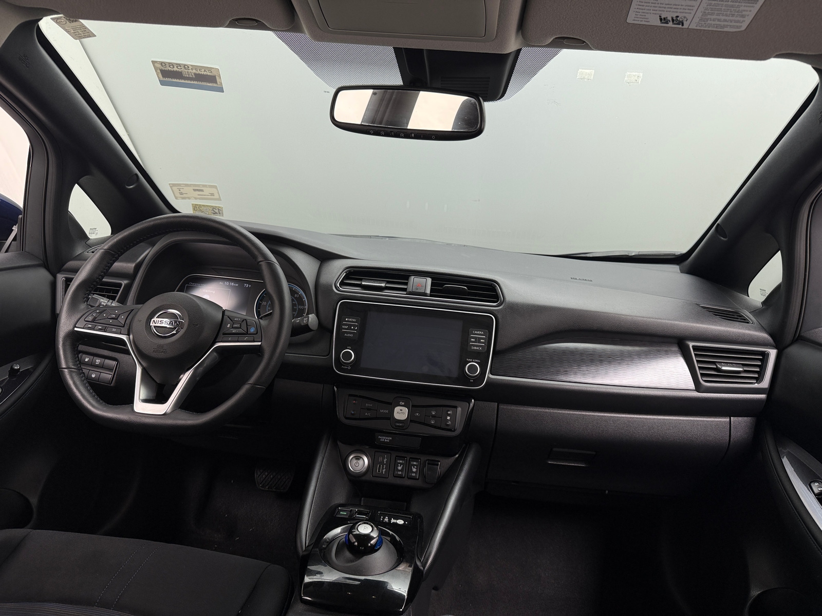 Thumbnail: 2022 Nissan Leaf - 3