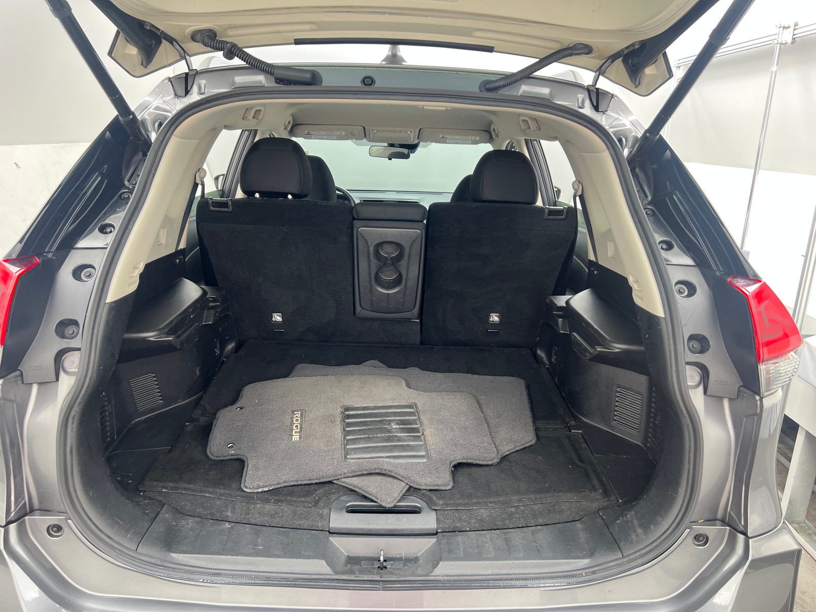 Thumbnail: 2019 Nissan Rogue - 7