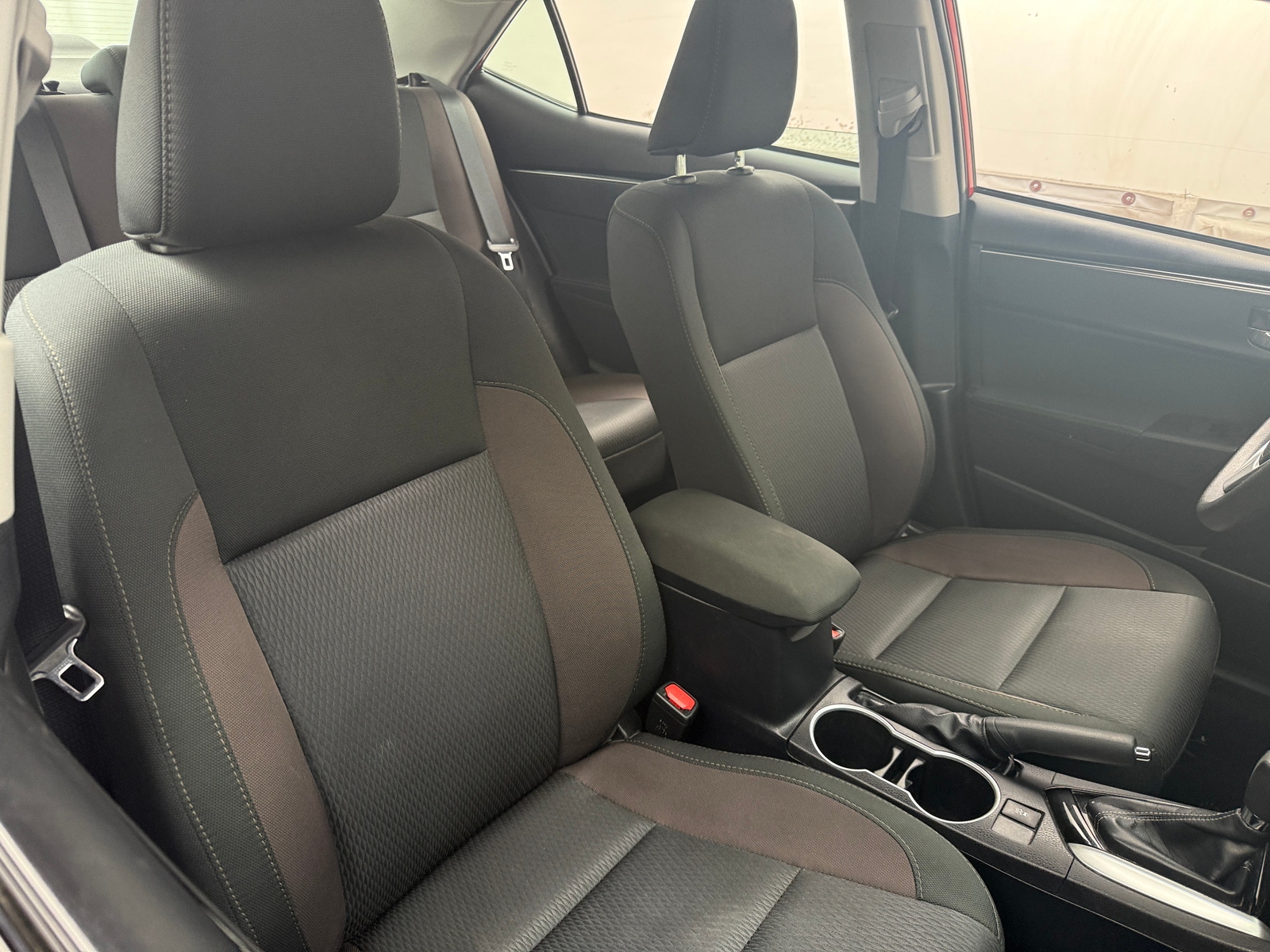 Thumbnail: 2018 Toyota Corolla - 2