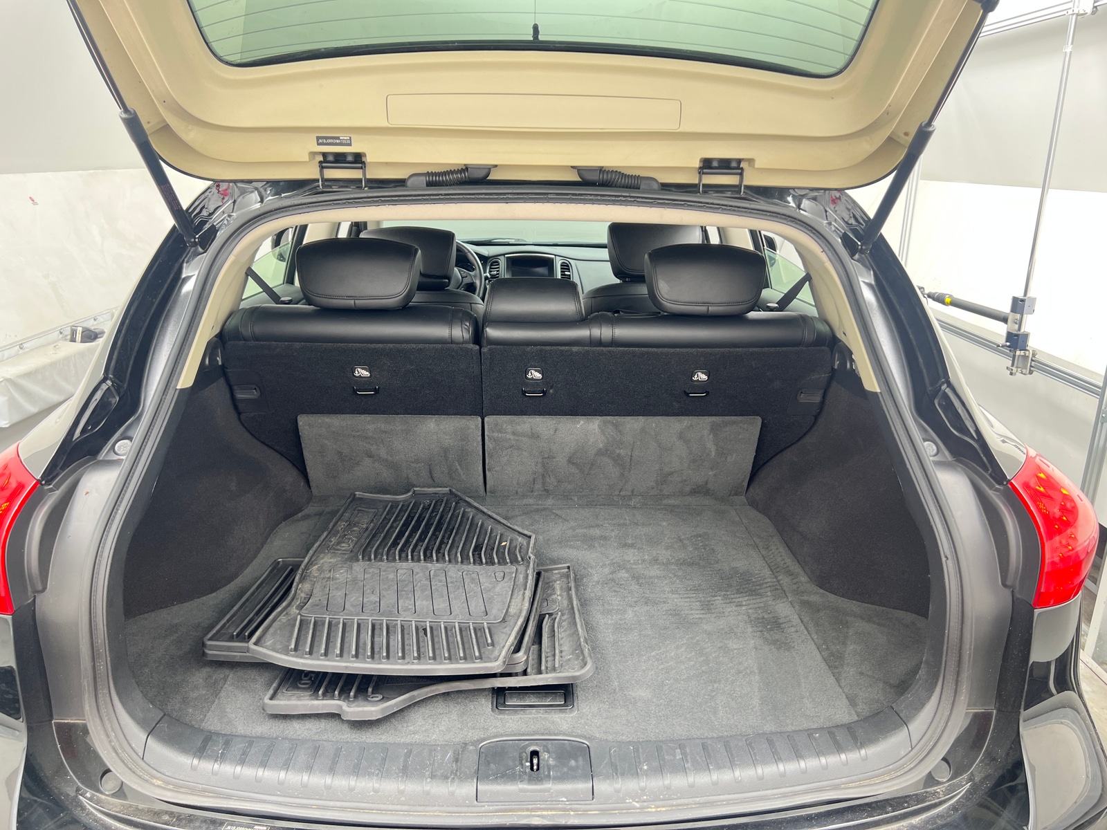 Thumbnail: 2017 INFINITI QX50 - 6