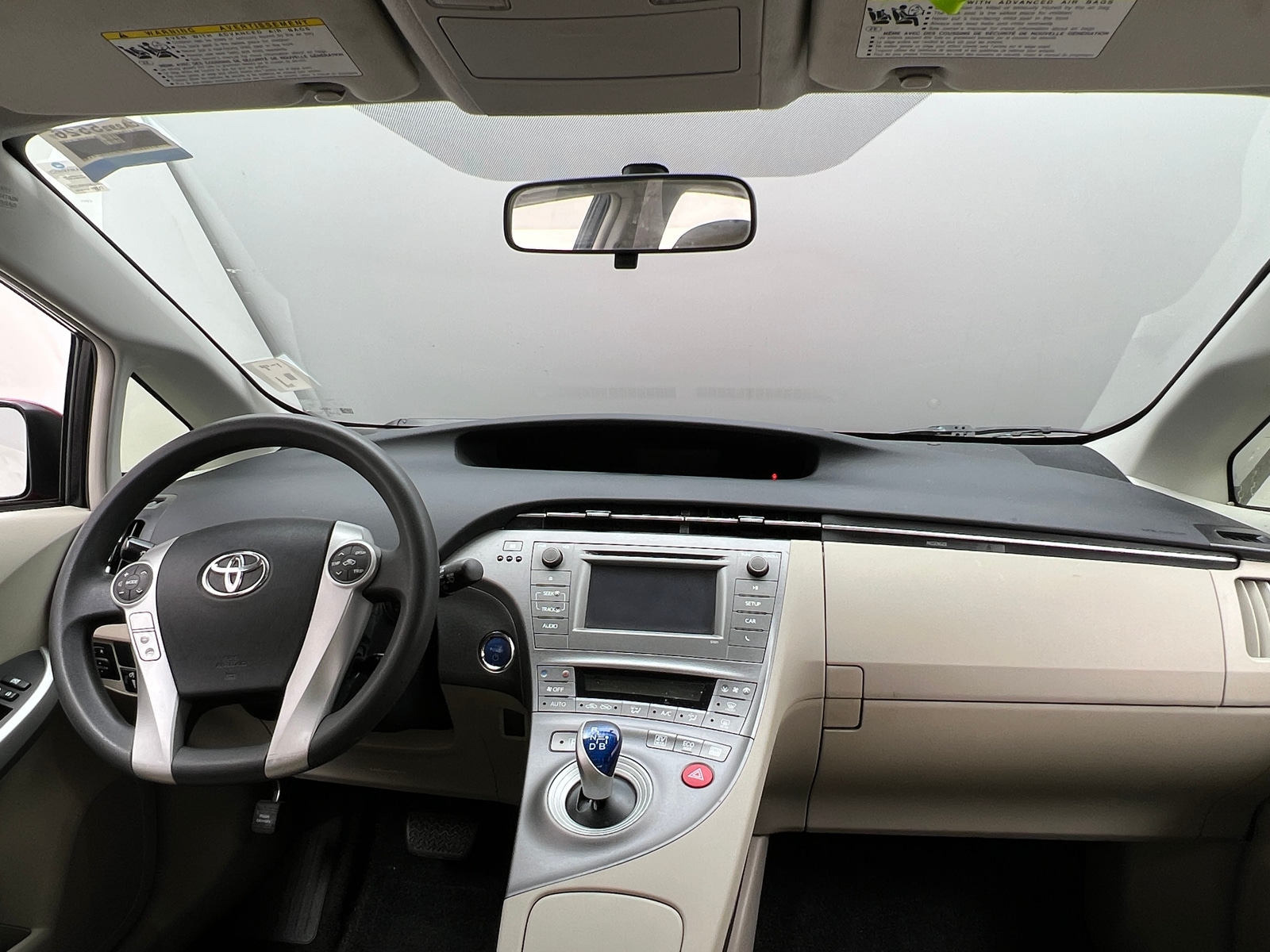 Thumbnail: 2015 Toyota Prius - 3