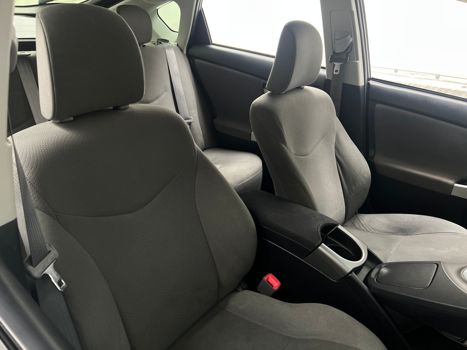 Thumbnail: 2013 Toyota Prius - 2