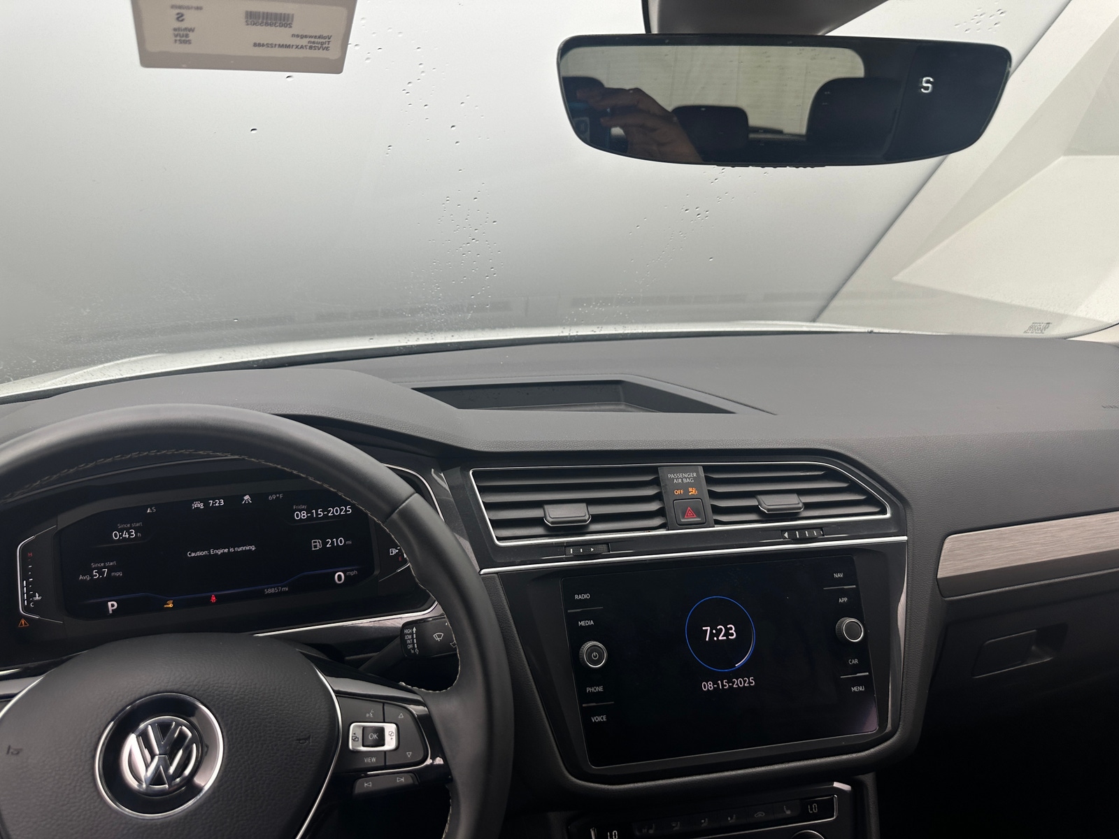Thumbnail: 2021 Volkswagen Tiguan - 2