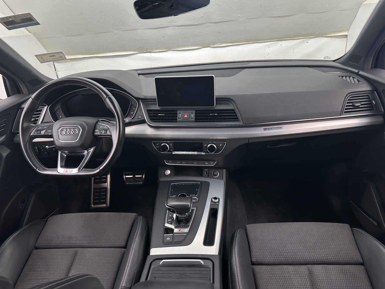 Thumbnail: 2018 Audi SQ5 - 2