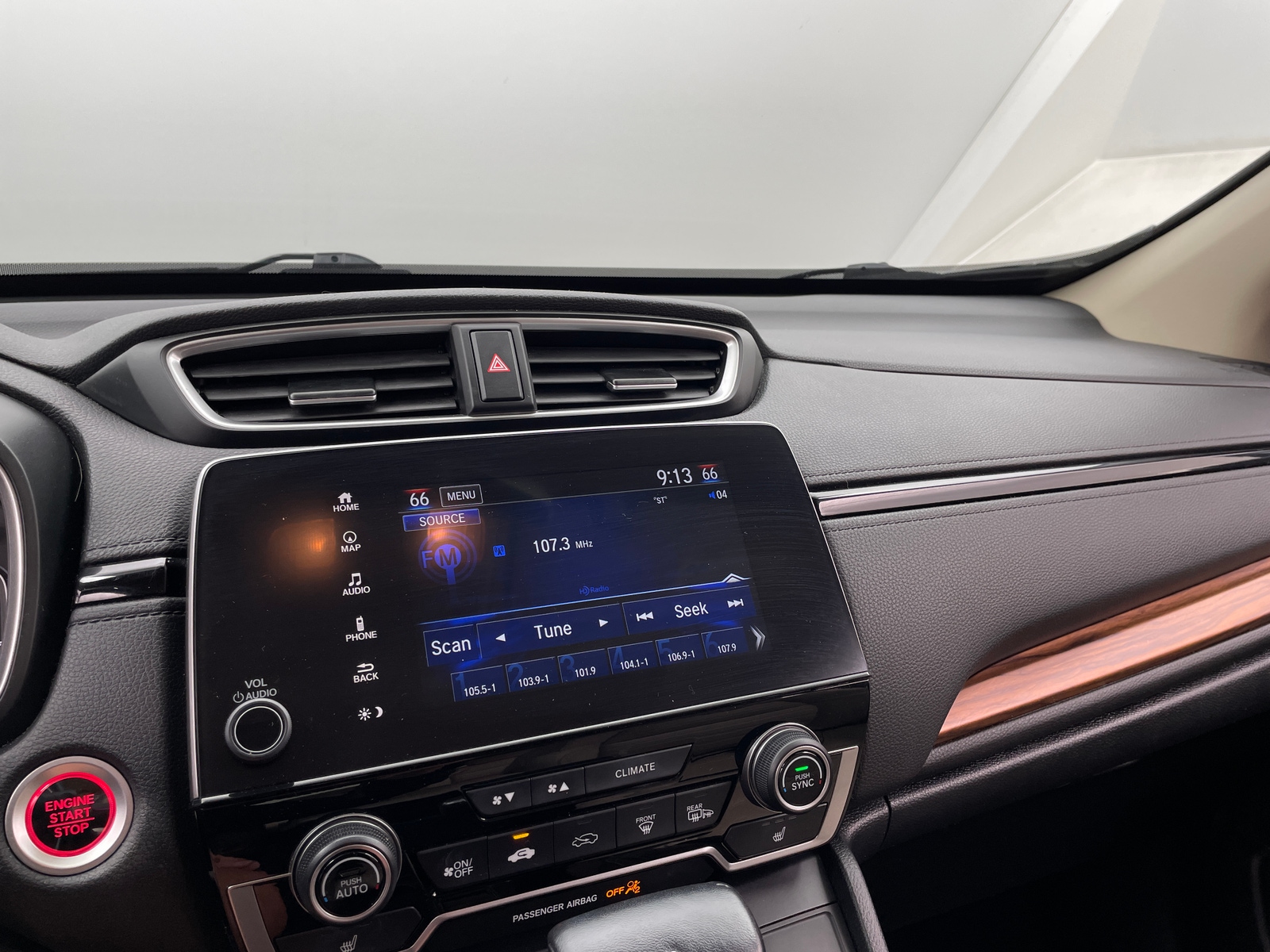 Thumbnail: 2017 Honda CR-V - 3