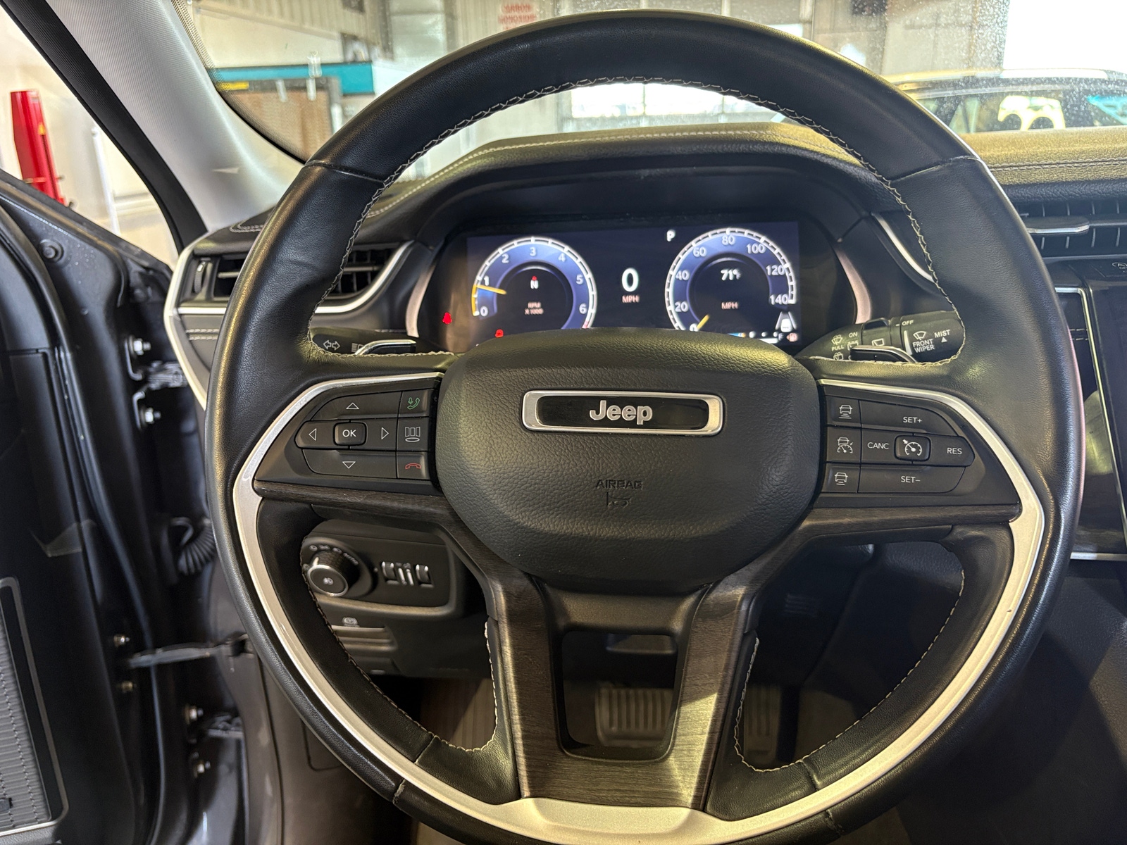 Thumbnail: 2022 Jeep Grand Cherokee - 4