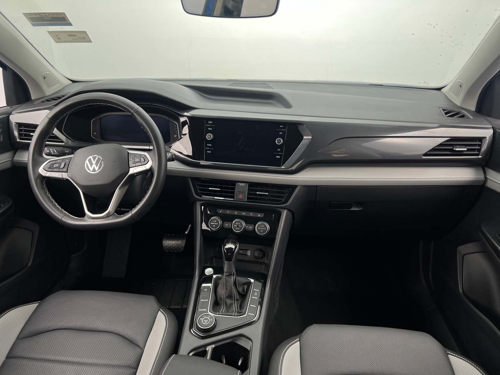 Thumbnail: 2024 Volkswagen Taos - 2