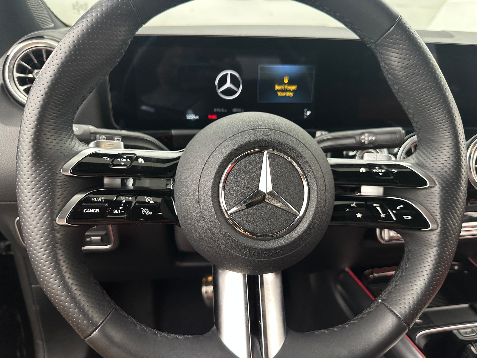 Thumbnail: 2025 Mercedes-Benz GLA - 4