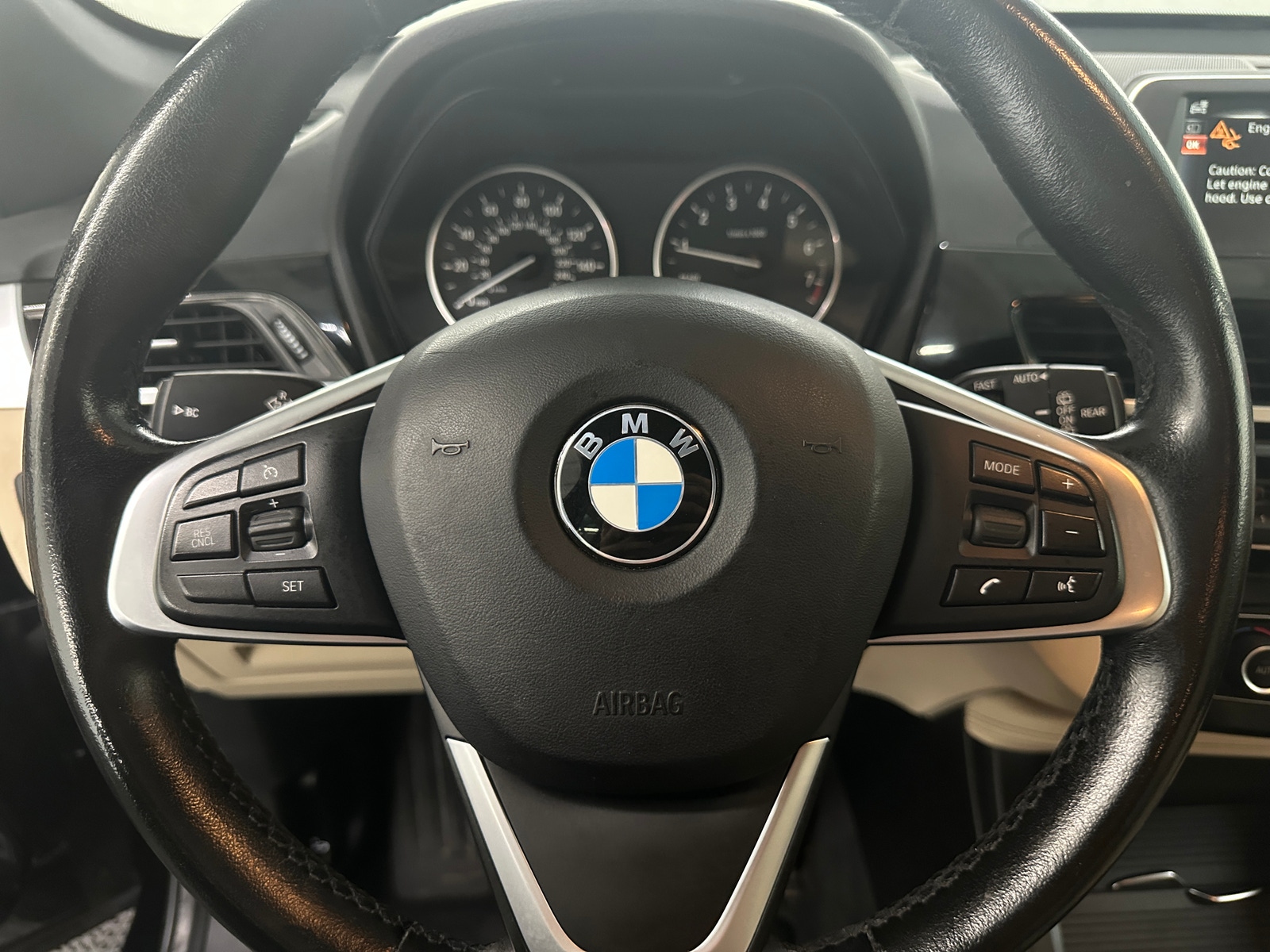 Thumbnail: 2017 BMW X1 - 4