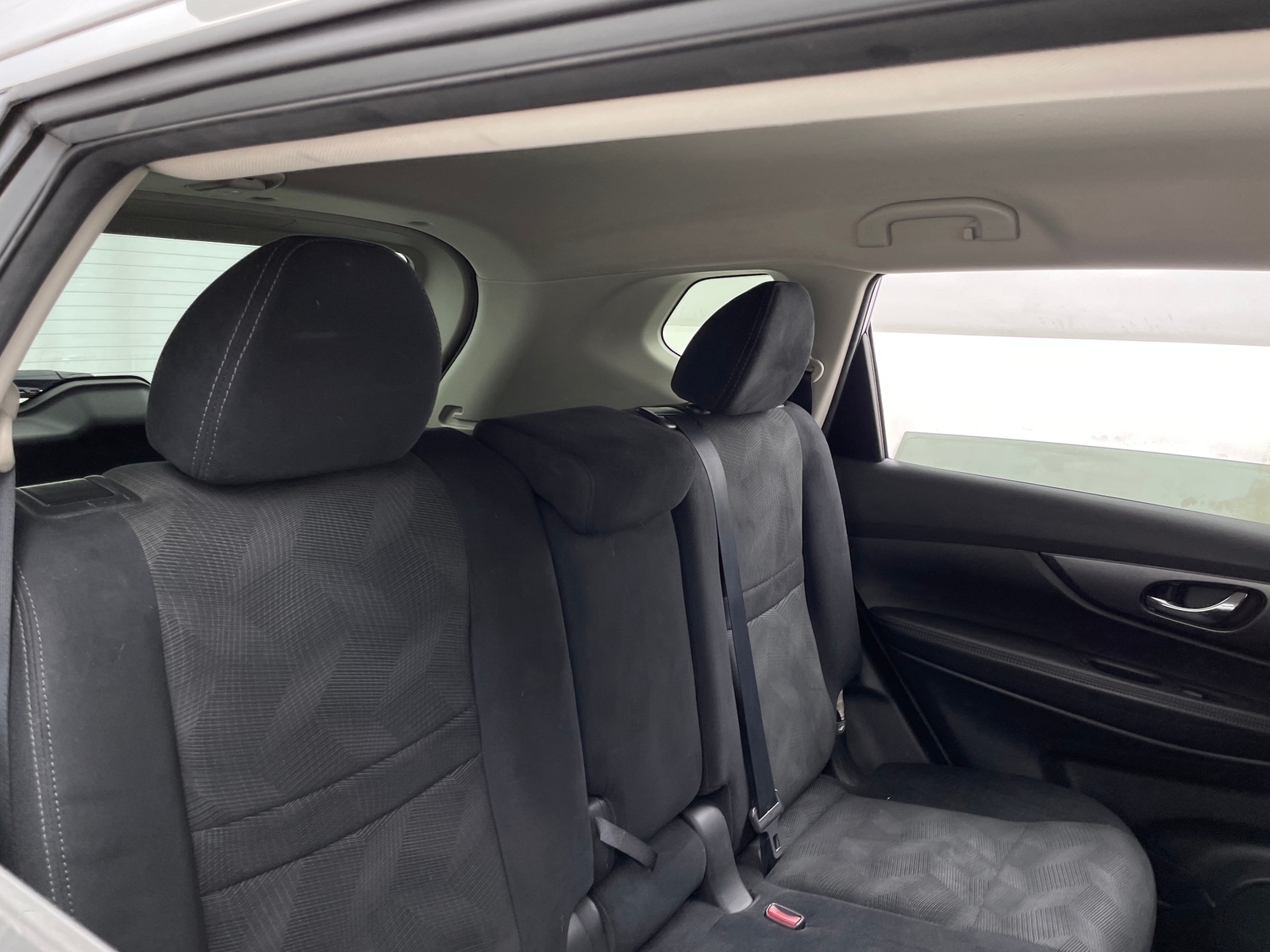 Thumbnail: 2015 Nissan Rogue - 6