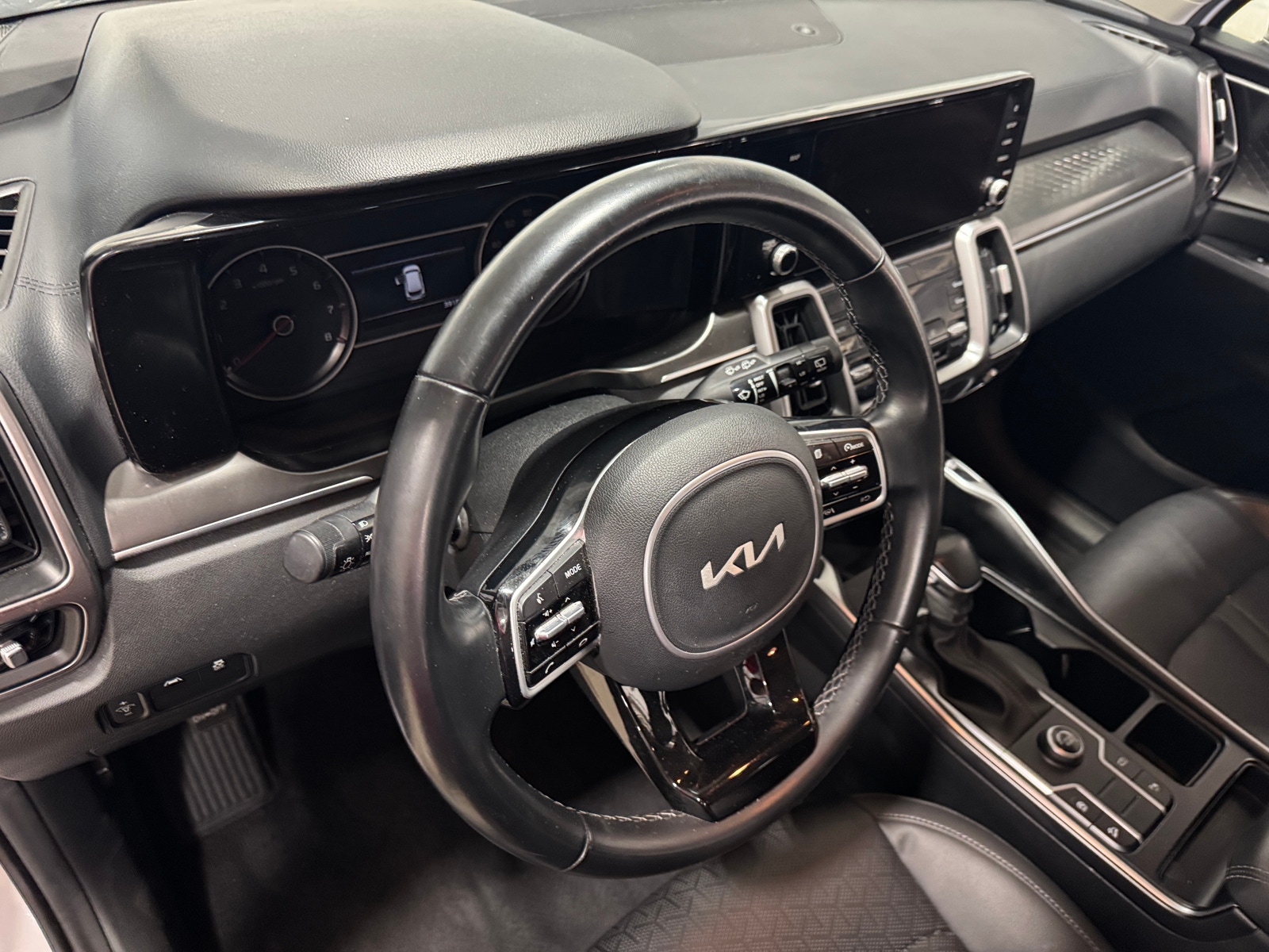 Thumbnail: 2022 Kia Sorento - 2