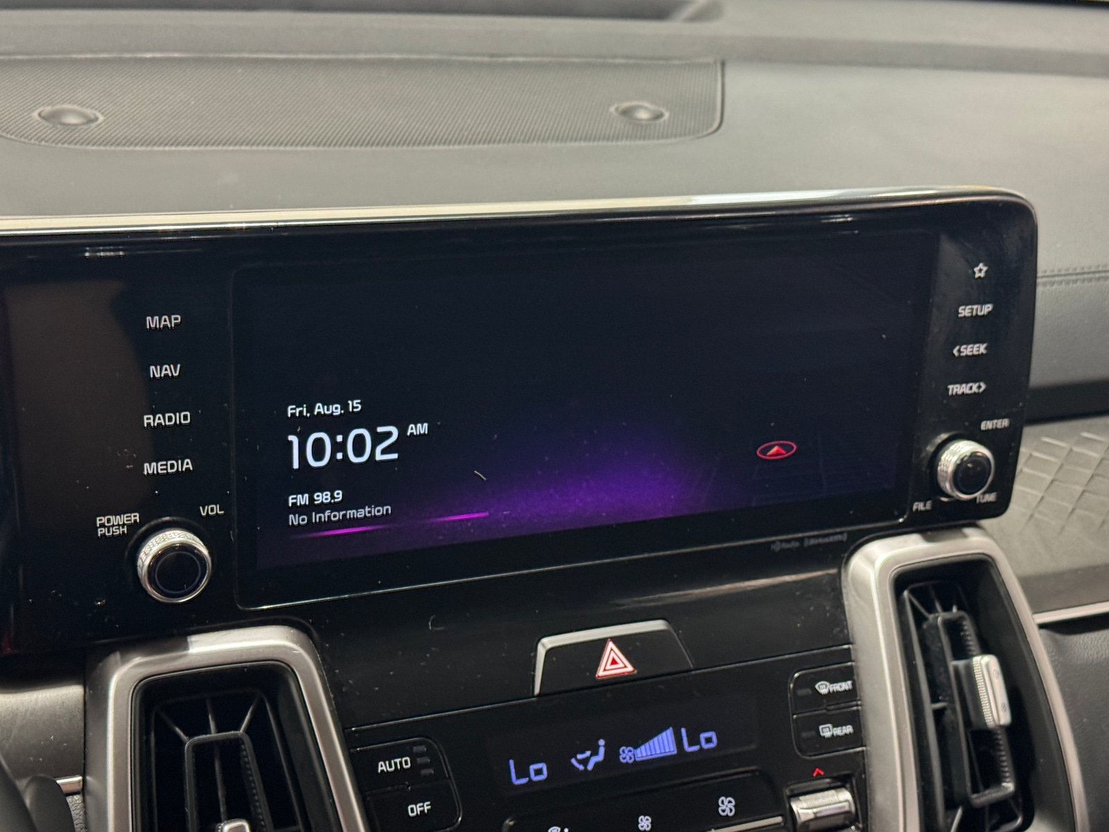 Thumbnail: 2022 Kia Sorento - 3