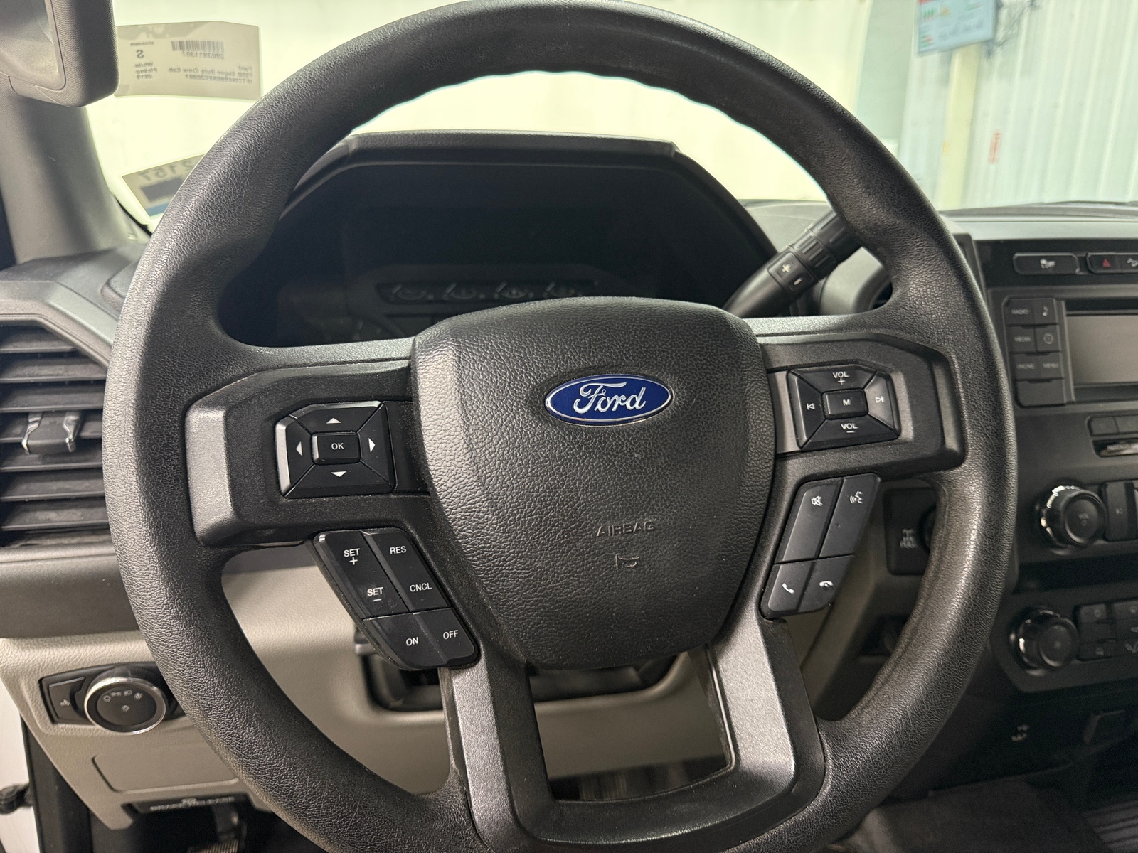 Thumbnail: 2019 Ford Econoline - 5