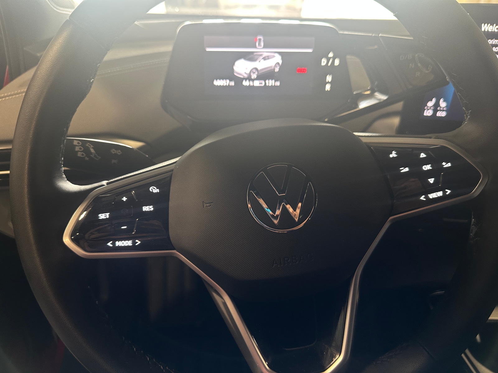 Thumbnail: 2023 Volkswagen ID.4 - 4