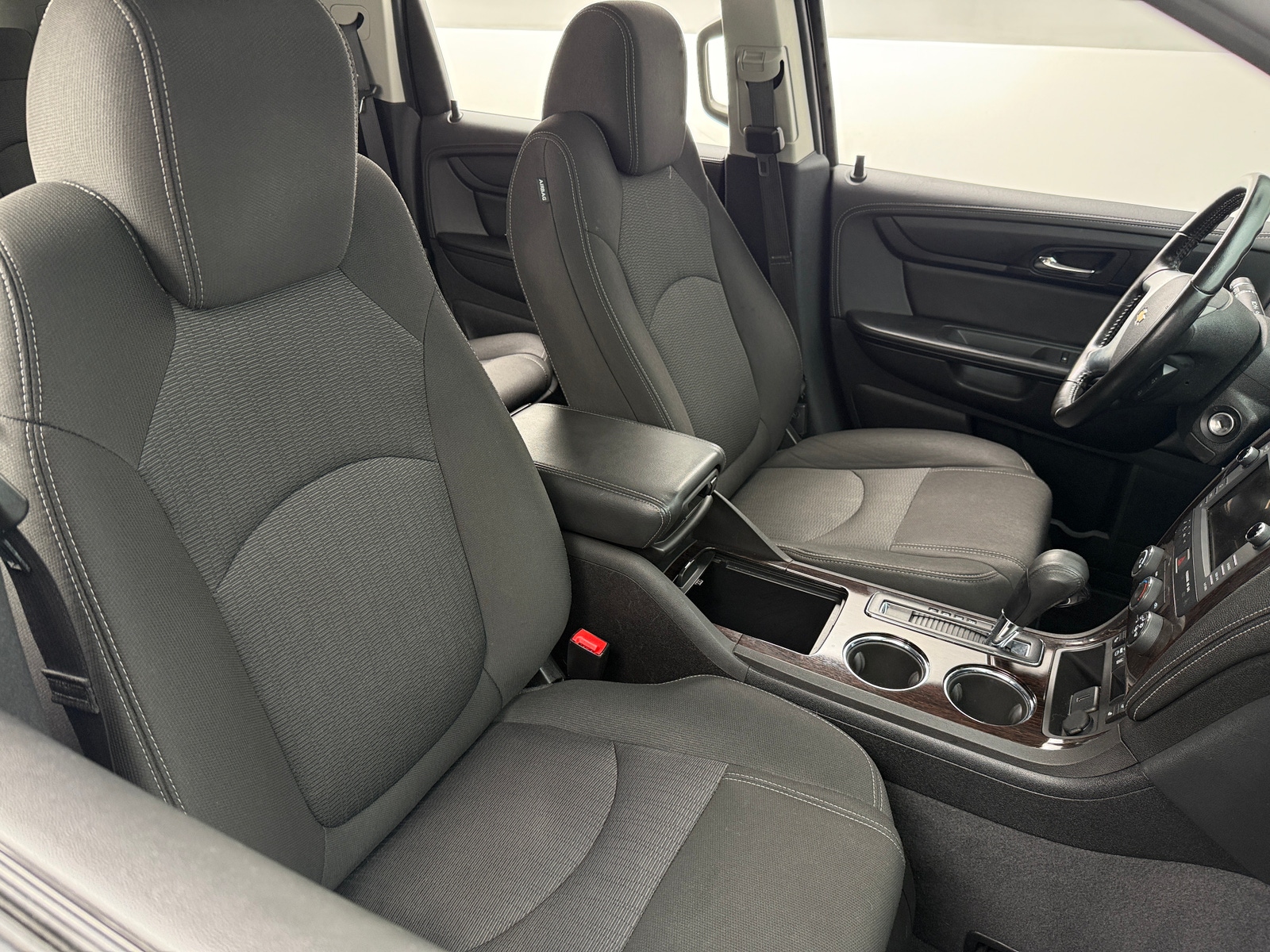 Thumbnail: 2017 Chevrolet Traverse - 2
