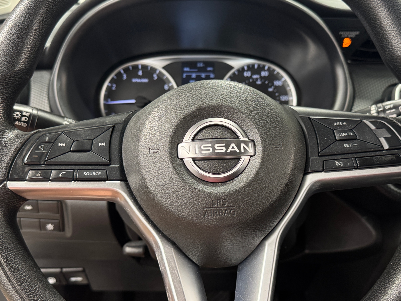 Thumbnail: 2022 Nissan Kicks - 5