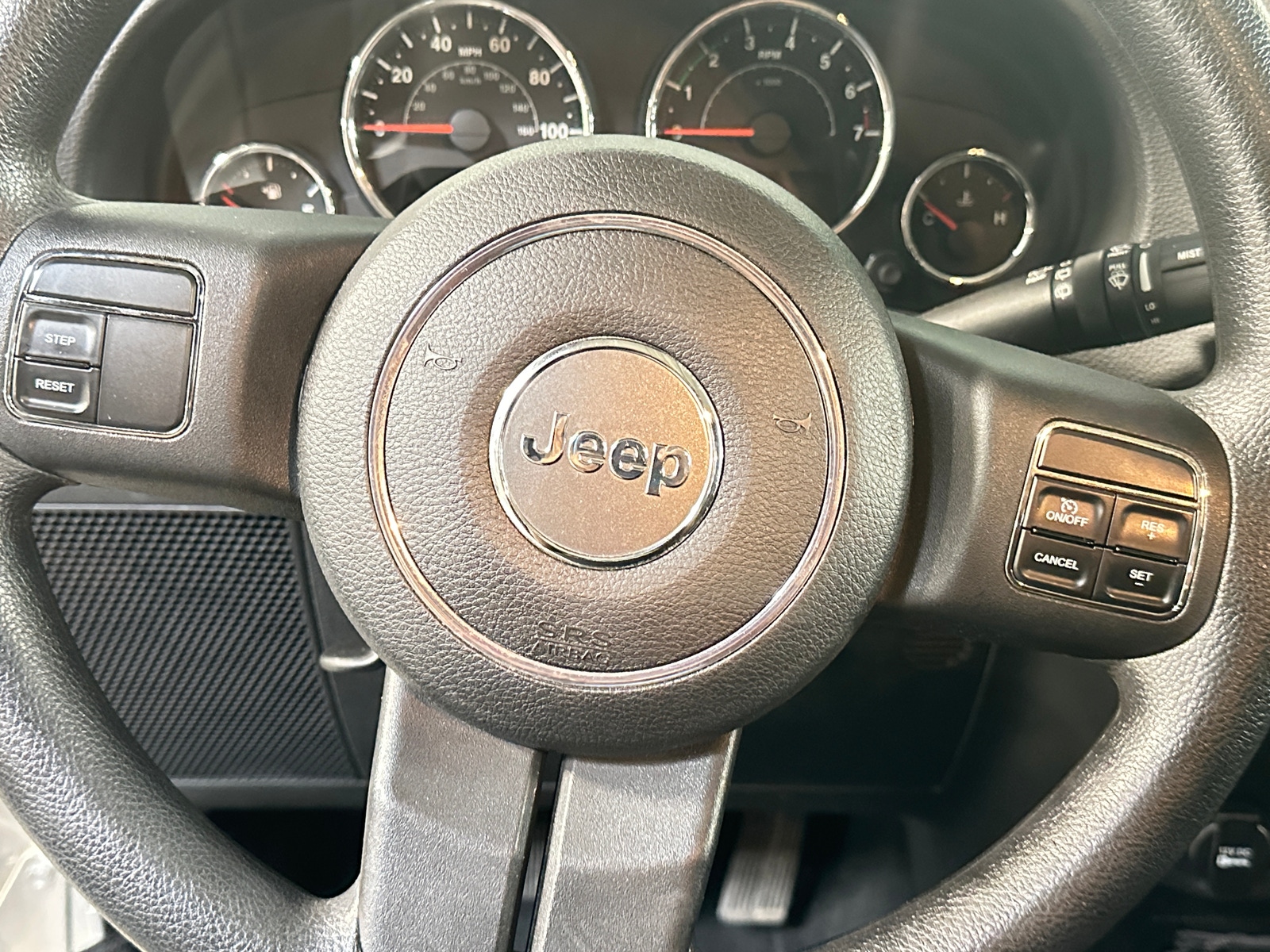 Thumbnail: 2012 Jeep Wrangler - 5