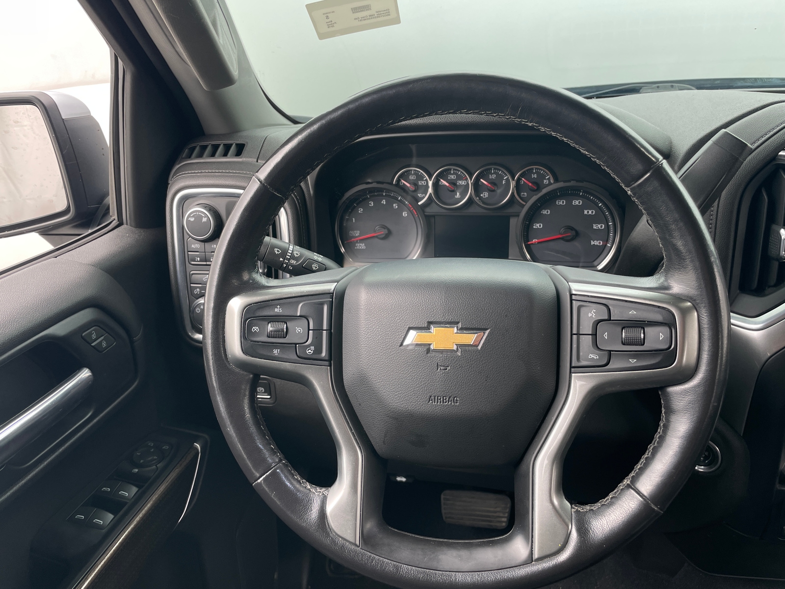 Thumbnail: 2019 Chevrolet Silverado 1500 - 5