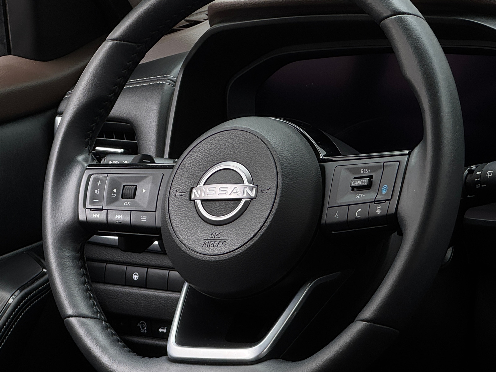 Thumbnail: 2023 Nissan Rogue - 5