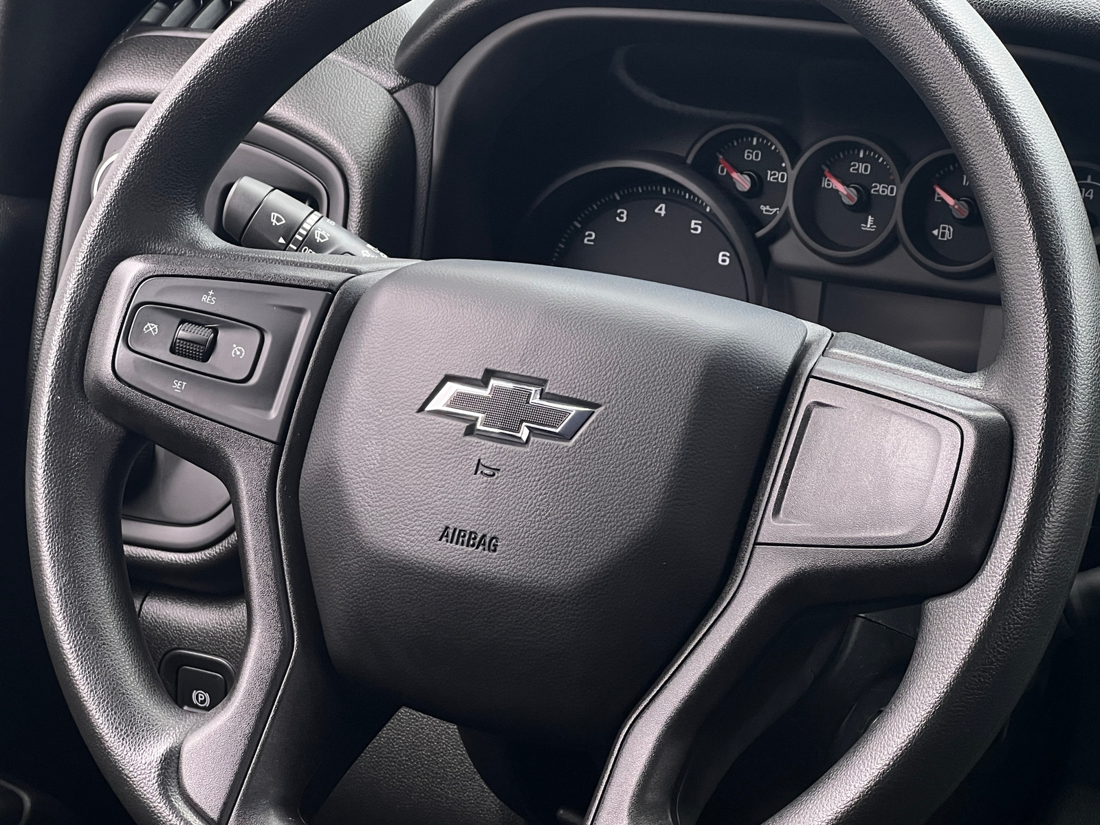 Thumbnail: 2021 Chevrolet Silverado 1500 - 5