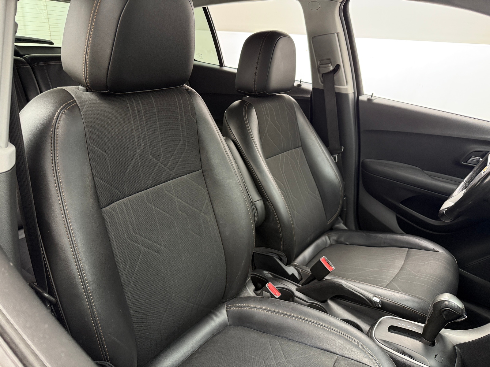 Thumbnail: 2020 Chevrolet Trax - 2