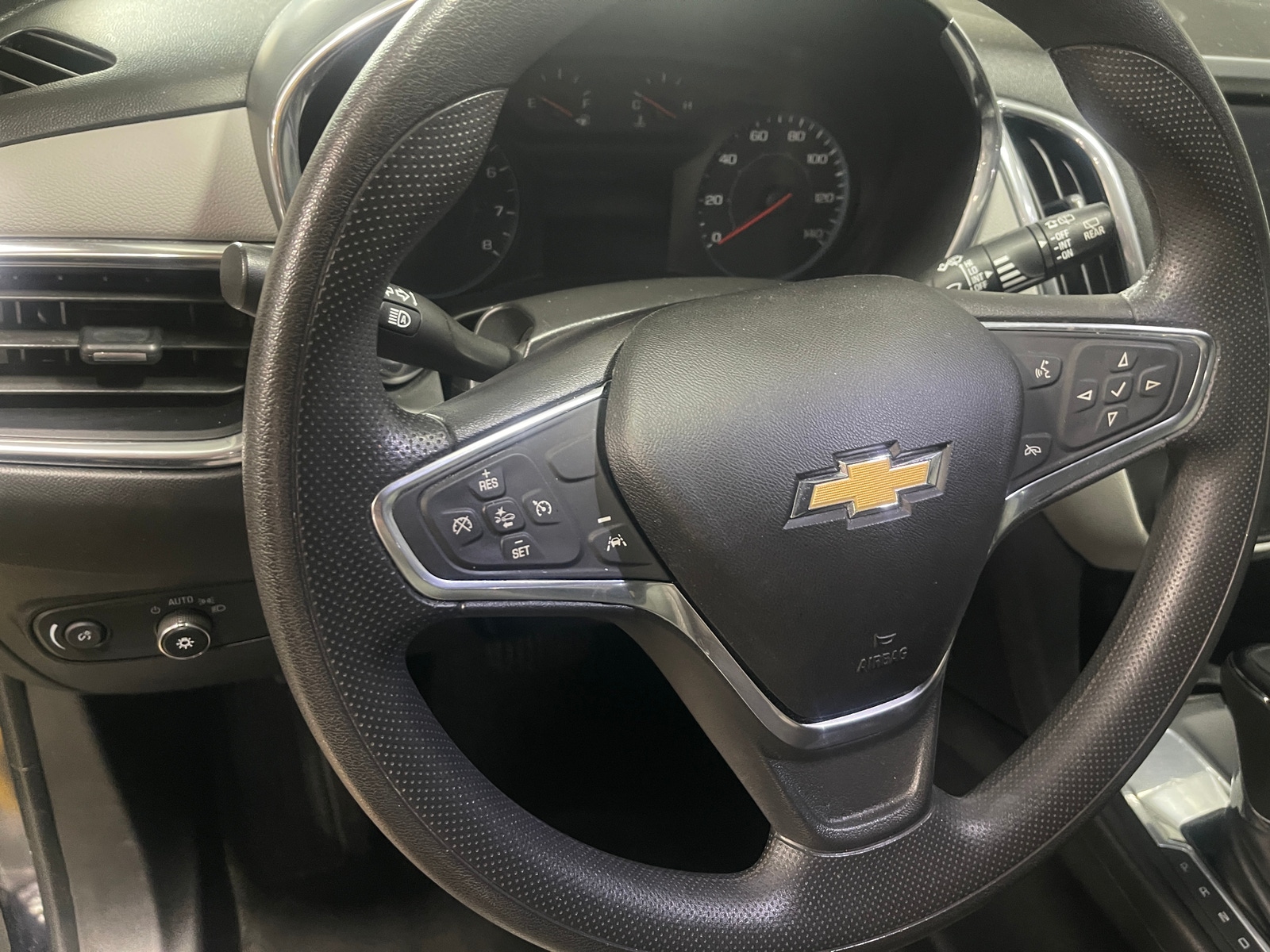 Thumbnail: 2020 Chevrolet Equinox - 5