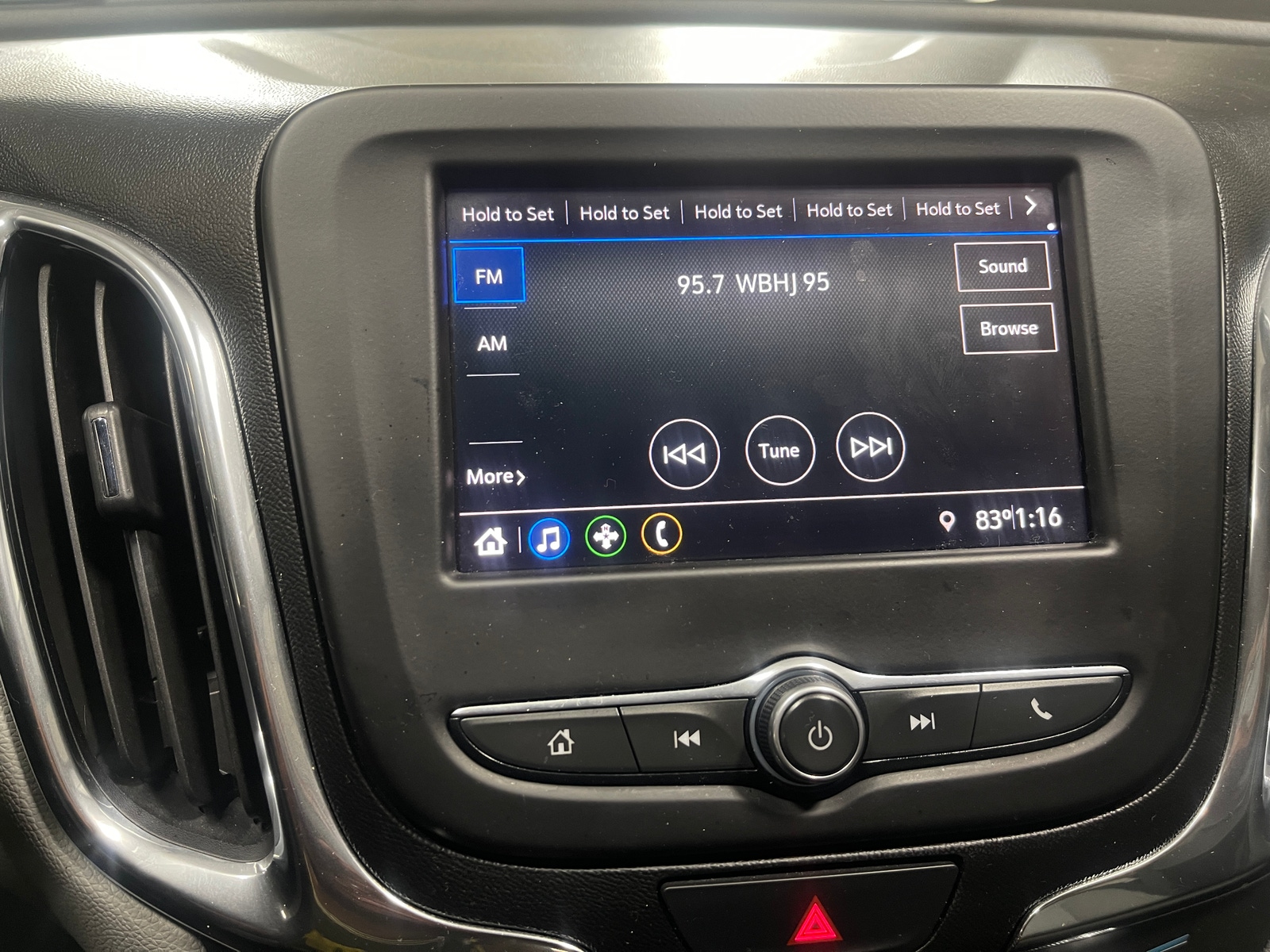 Thumbnail: 2020 Chevrolet Equinox - 4