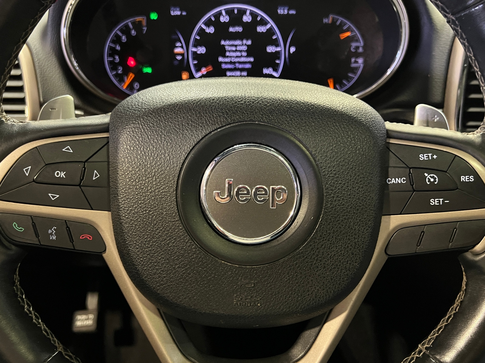 Thumbnail: 2016 Jeep Grand Cherokee - 4